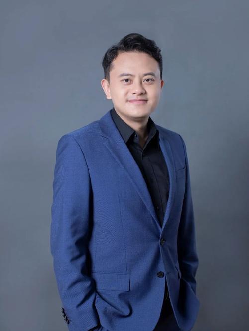 区块链如何重塑信任机制？张小栋视角下的技术落地与挑战解析